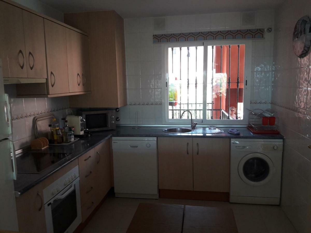 Apartamento Jardines De Манилва Екстериор снимка